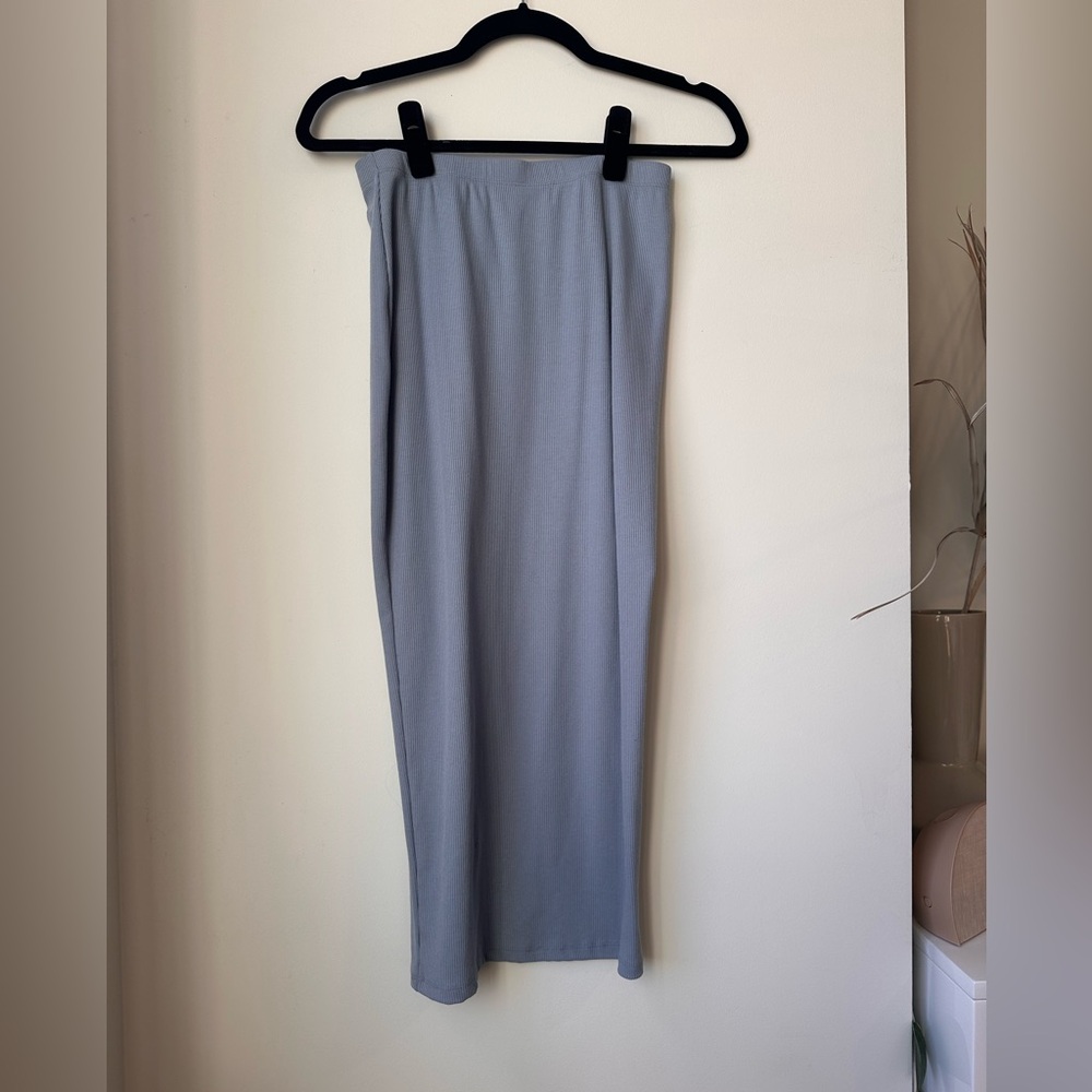 Superdown Lena Midi Set in Dusty Blue size Small - Picture 10 of 15